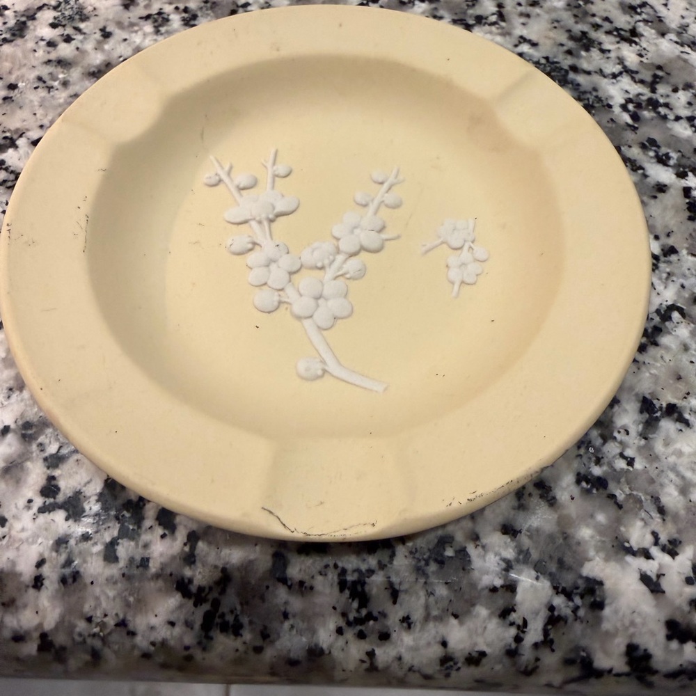 Cream Floral Decorative Plate